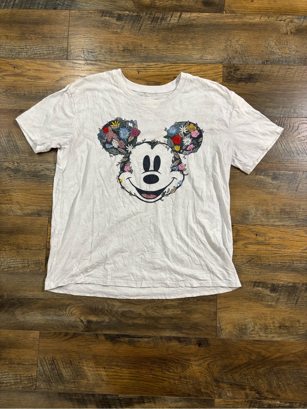 Women's white Graphic Mickey Mouse Floral Tee